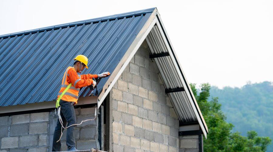 Expert Emergency Roof Repairs services in Claremont, NH